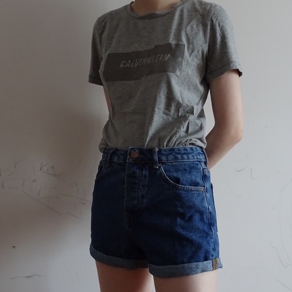 BLUE DENIM SHORTS - Picture 6 of 6